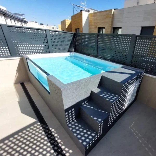Piscina Compacta “ILÚ PRO 230” – Con Ventana de Acrílico para Disfrute Inmediato
